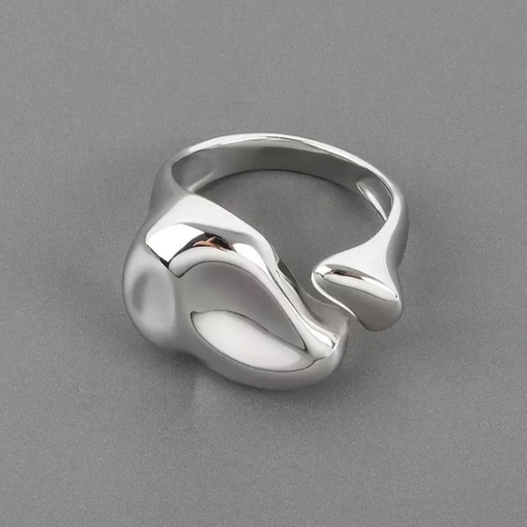 Abstract Ring - Picture 2 of 3
